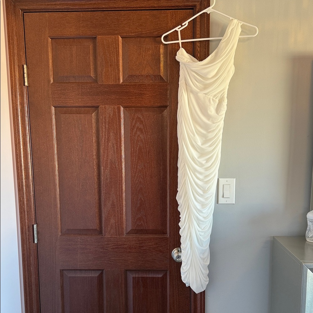 White dress, one shoulder body con